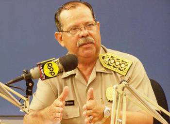 poli "La moral del personal es totalmente baja, eso no es un invento mío, no es que tenga algún problema personal, en absoluto", dijo Hernani sobre Salazar. (Foto:RPP)