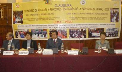 1-congreso-autoridades Autoridades de la provincia de Huaral y de la región en mesa de honor en la clausura del “I Congreso de Alcaldes y Regidores” en la sede del Congreso de la República – Lima 28/092009