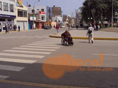 plaza-huaral