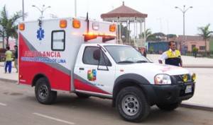 Ambulancia en el distrito de Aucallama.