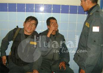 Los agentes policiales fueron llevados al hospital  de Chancay y de Huacho