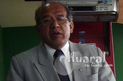 Dr. Alberto Tuesta Zuta.